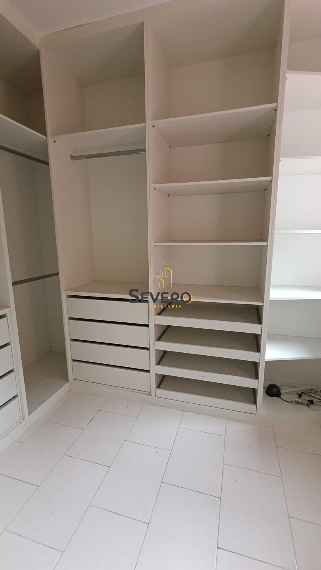 Casa à venda com 3 quartos, 250m² - Foto 24