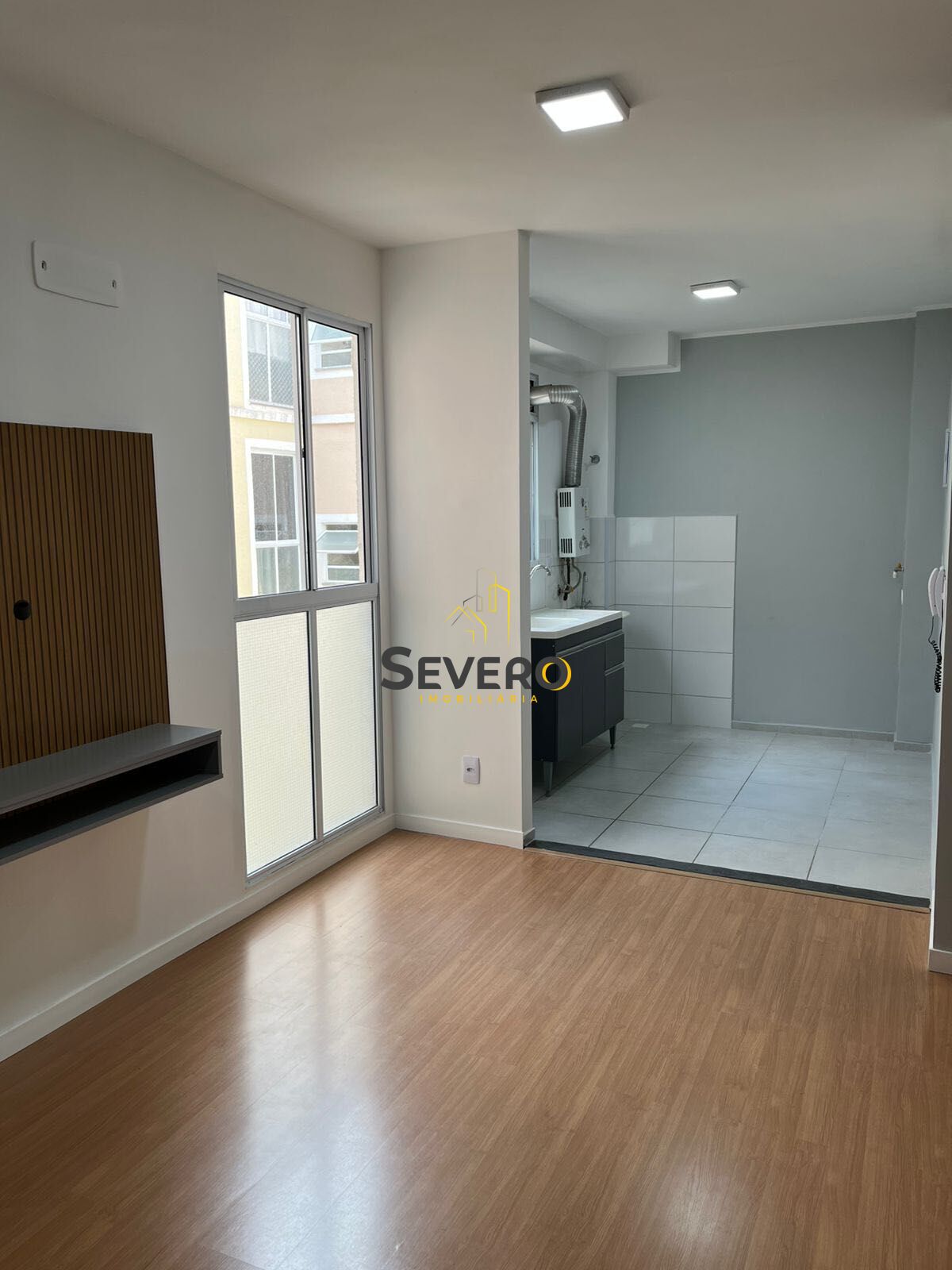 Apartamento à venda com 2 quartos, 41m² - Foto 2