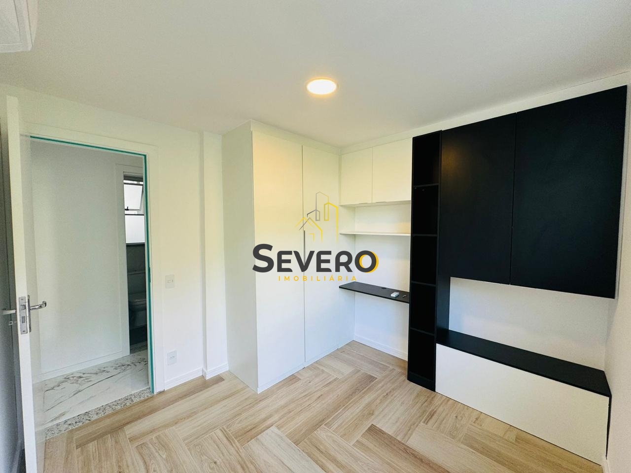 Apartamento à venda com 2 quartos, 80m² - Foto 12