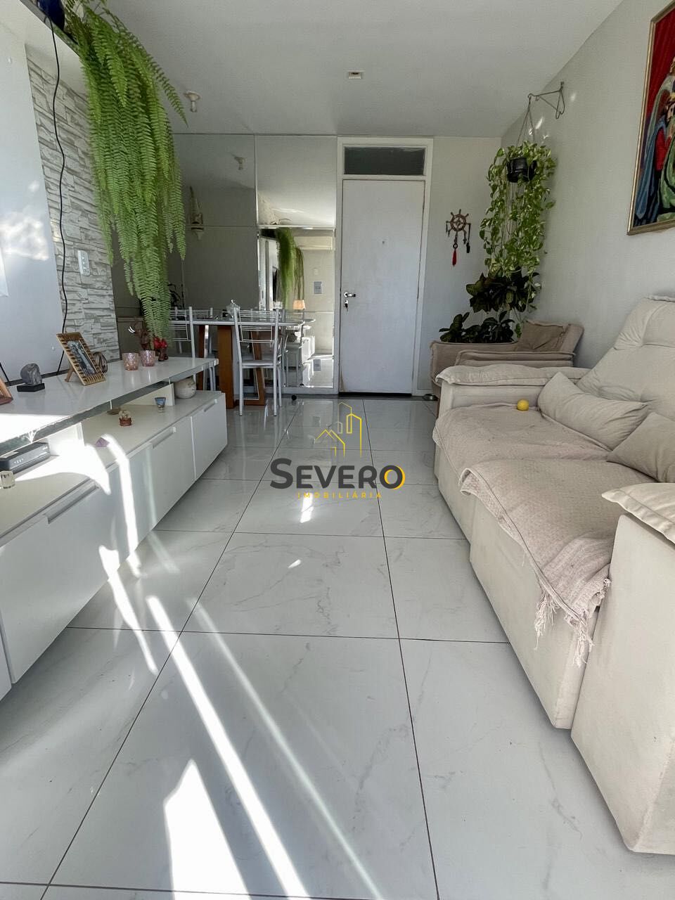 Apartamento à venda com 2 quartos, 80m² - Foto 3