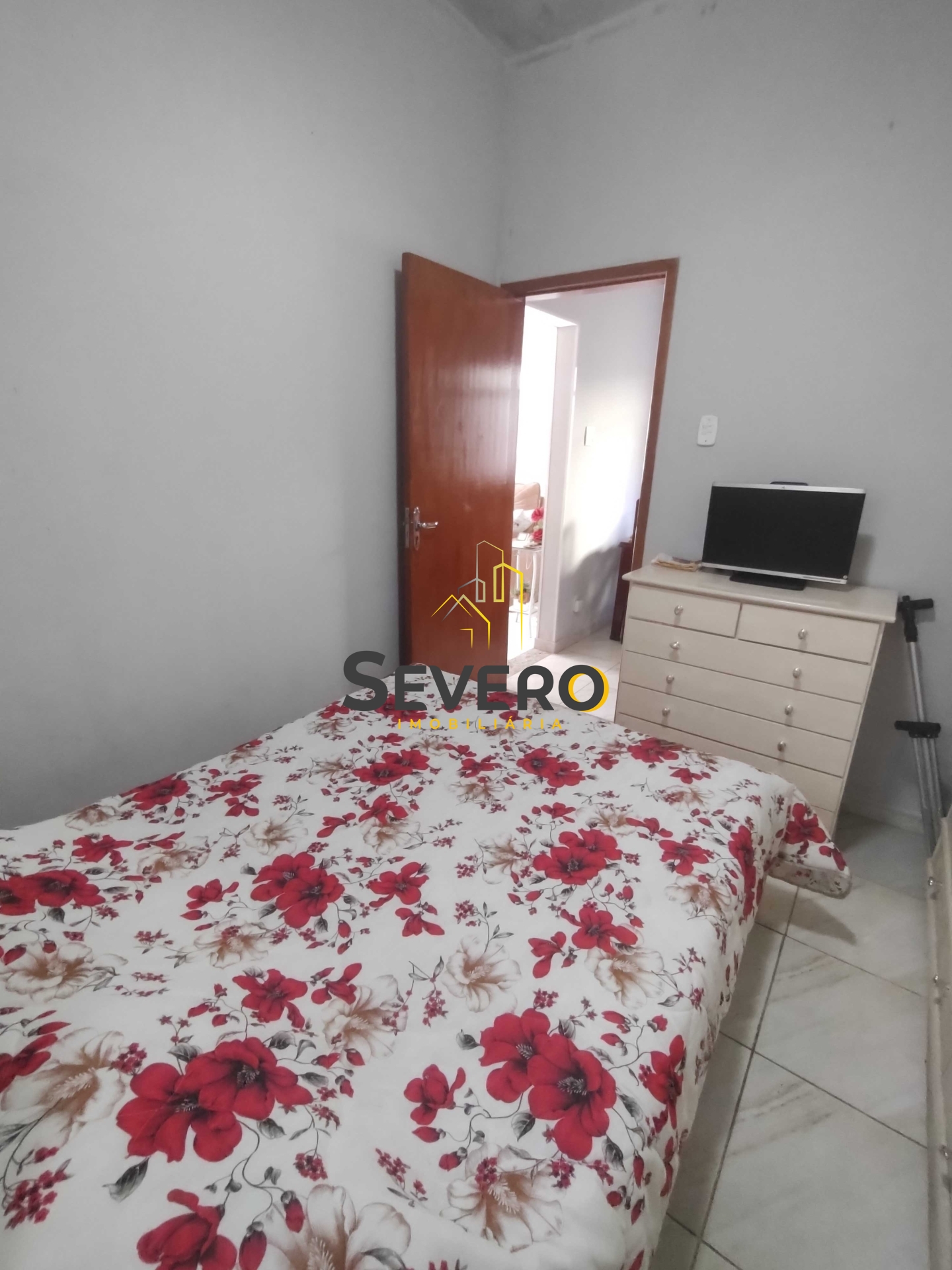 Casa à venda com 4 quartos, 150m² - Foto 13