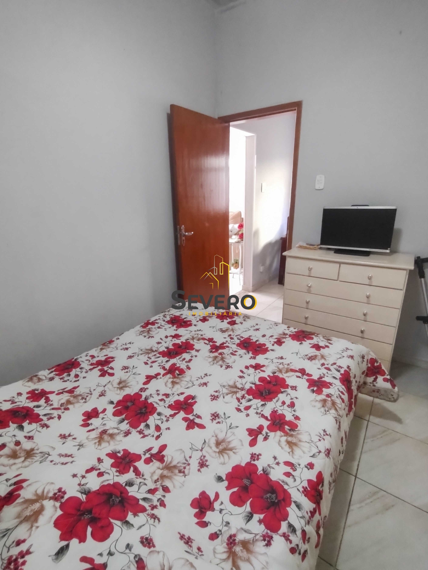 Casa à venda com 4 quartos, 150m² - Foto 12