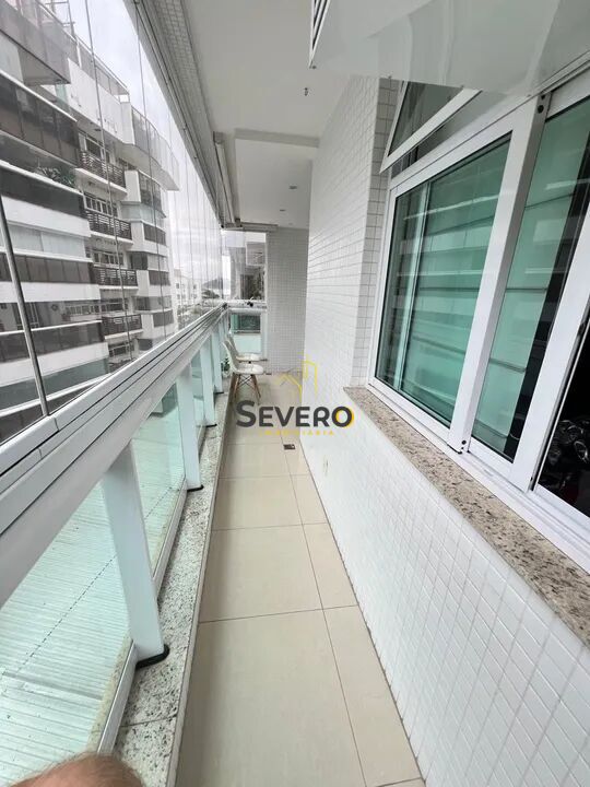 Apartamento à venda com 2 quartos, 92m² - Foto 2