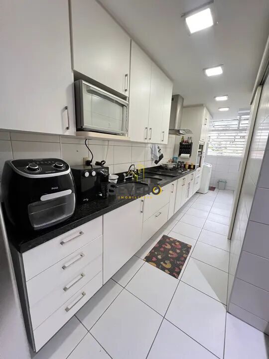 Apartamento à venda com 2 quartos, 92m² - Foto 8