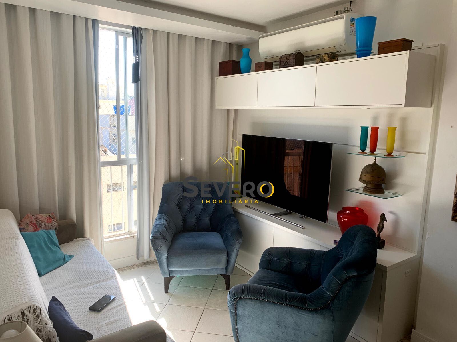 Apartamento à venda com 4 quartos, 140m² - Foto 2