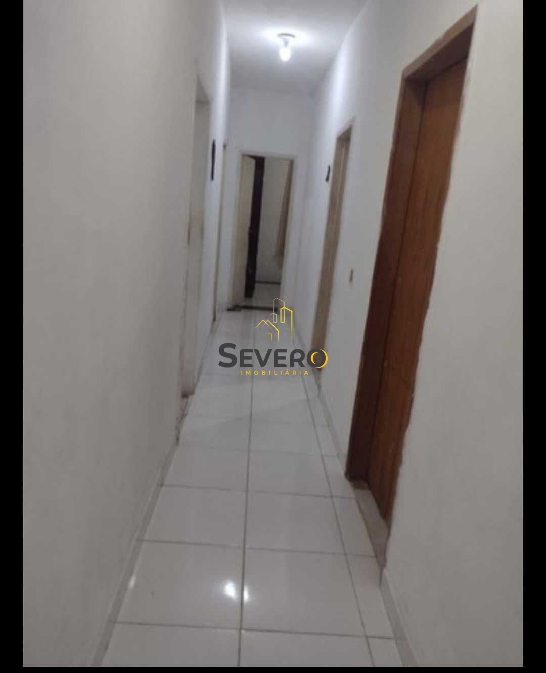 Casa à venda com 5 quartos, 700m² - Foto 3