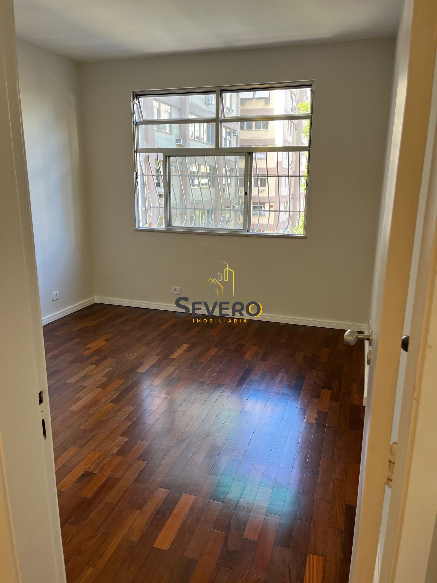 Apartamento à venda com 2 quartos, 80m² - Foto 14