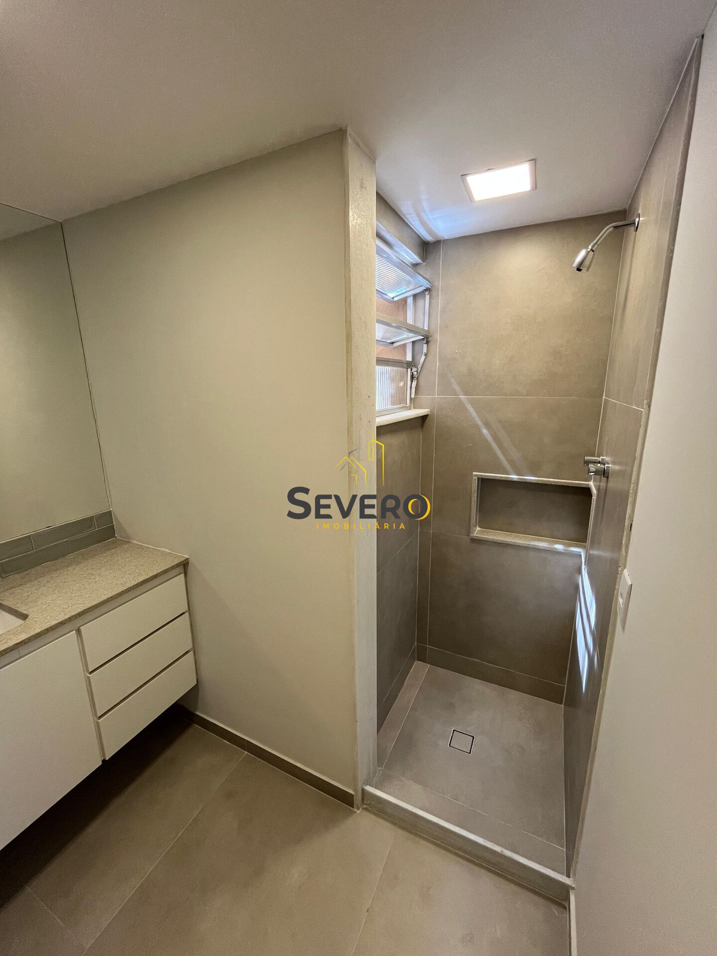 Apartamento à venda com 2 quartos, 80m² - Foto 8