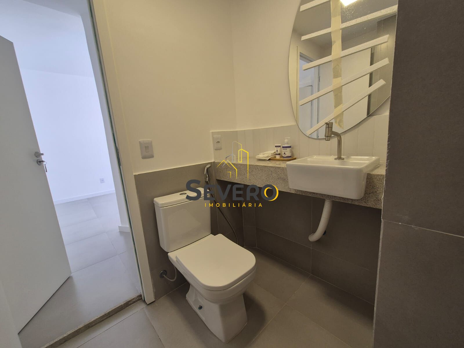Apartamento à venda com 3 quartos, 70m² - Foto 18