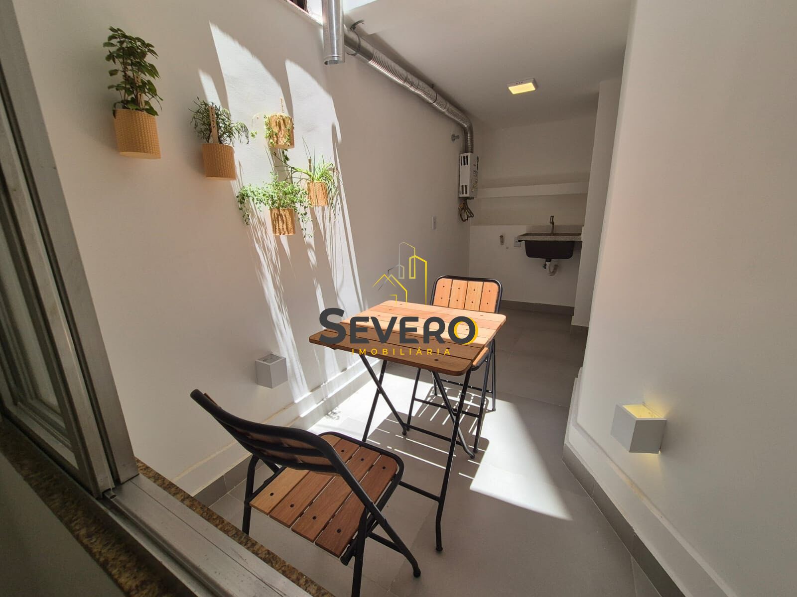 Apartamento à venda com 3 quartos, 70m² - Foto 1