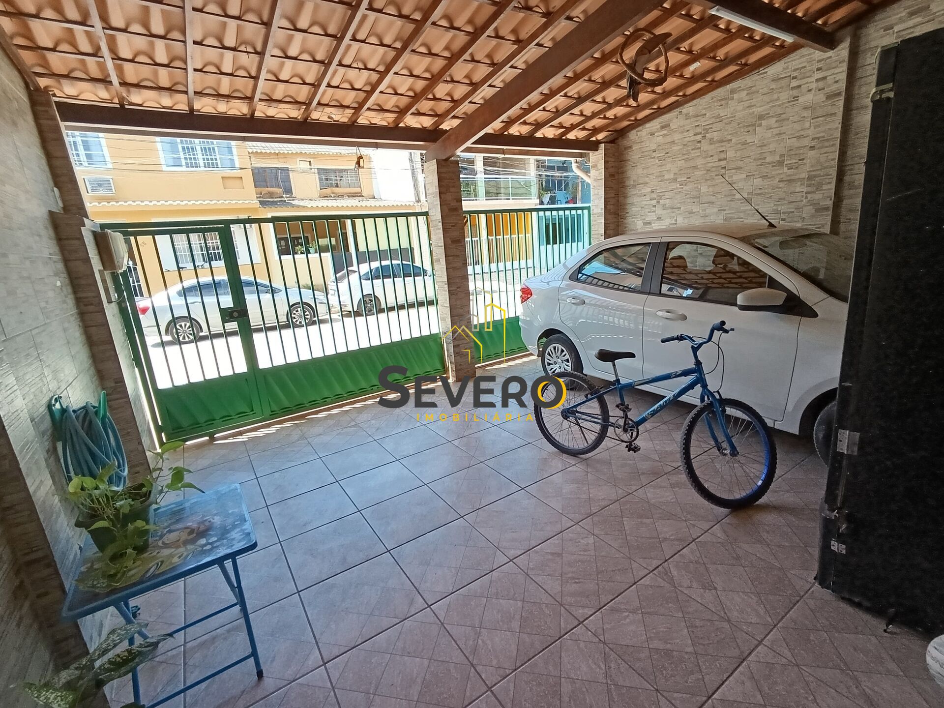 Casa de Condomínio à venda com 4 quartos, 120m² - Foto 4