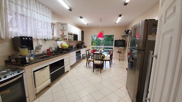 Casa de Condomínio à venda com 6 quartos, 280m² - Foto 11