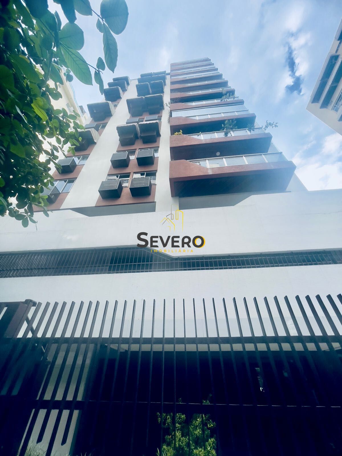 Apartamento à venda com 3 quartos, 140m² - Foto 25
