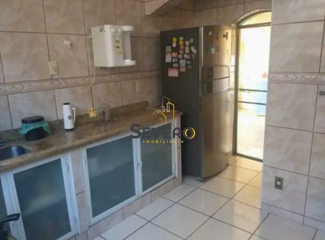 Casa à venda com 3 quartos, 163m² - Foto 7