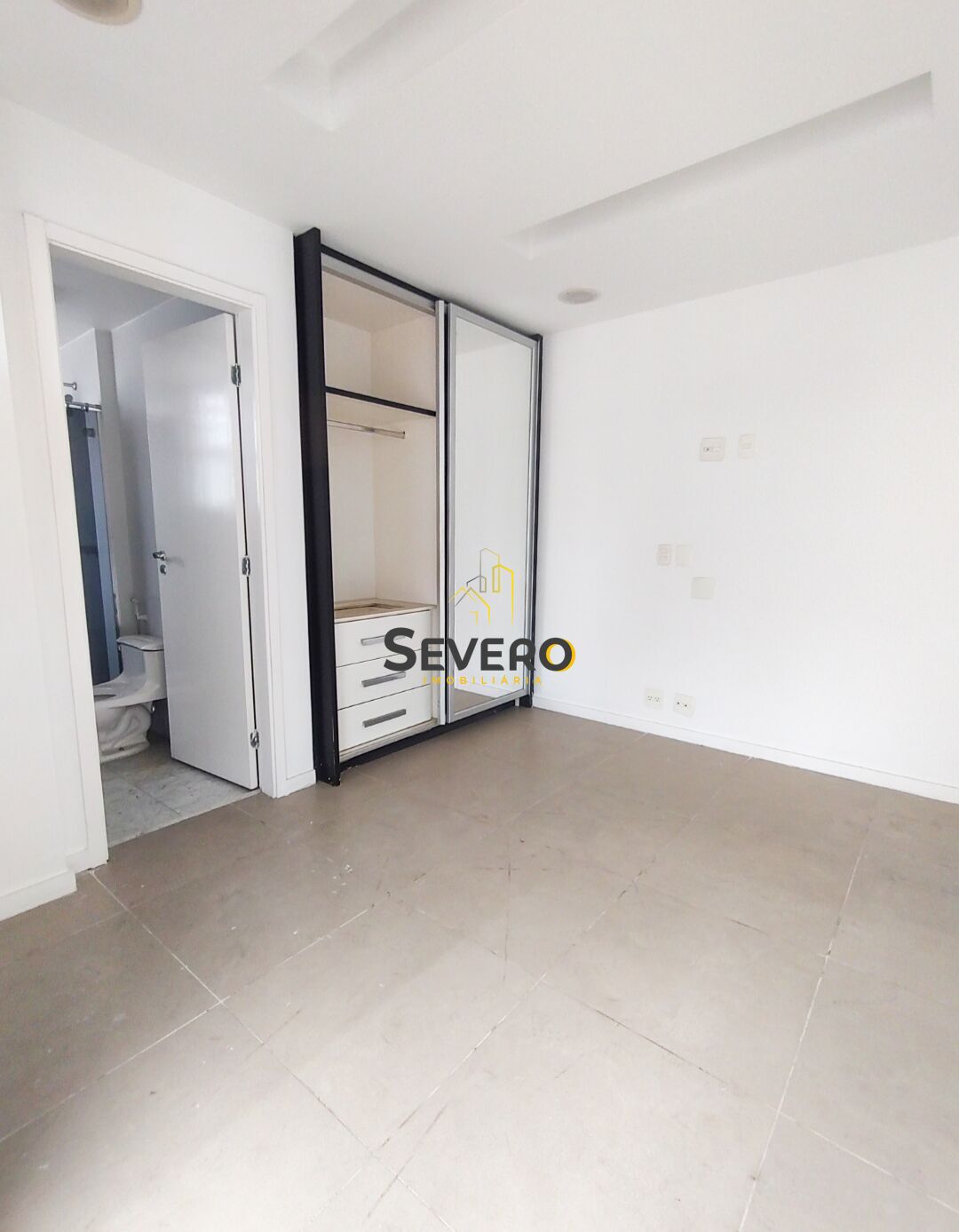 Apartamento à venda com 3 quartos, 120m² - Foto 4