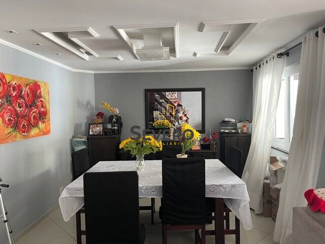 Casa de Condomínio à venda com 4 quartos, 220m² - Foto 4