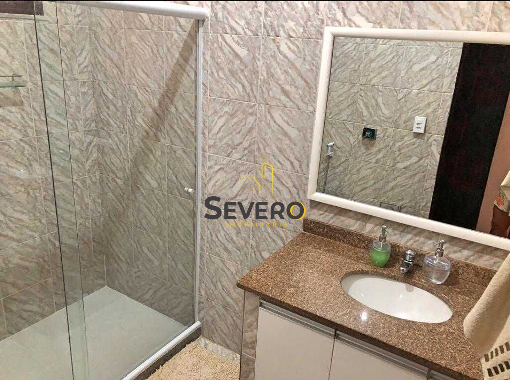 Casa à venda com 4 quartos, 220m² - Foto 19