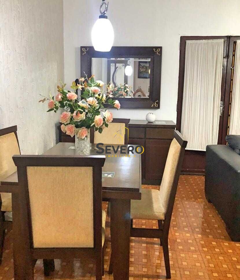 Casa à venda com 4 quartos, 220m² - Foto 6