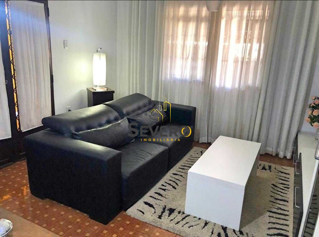 Casa à venda com 4 quartos, 220m² - Foto 4