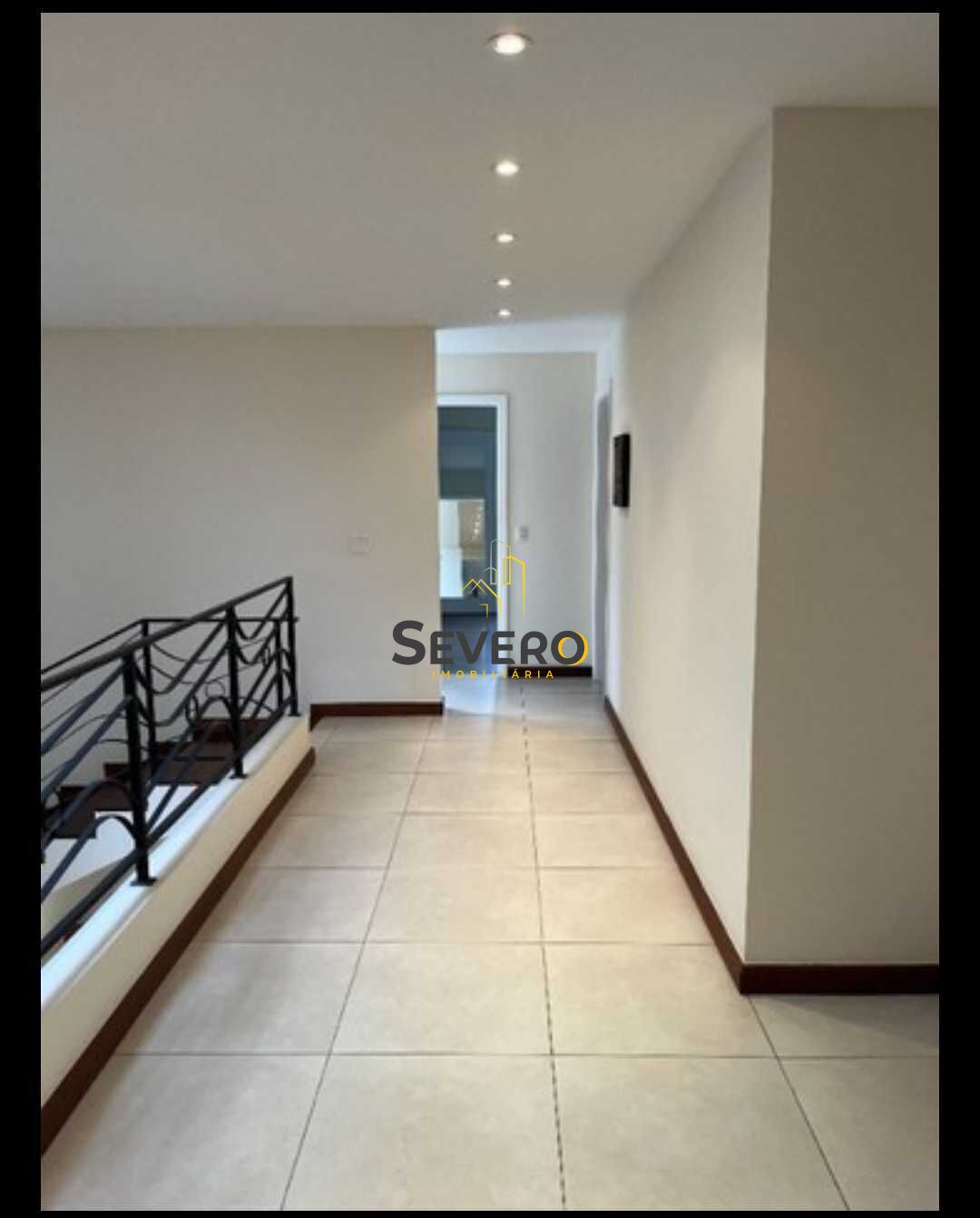 Casa à venda com 4 quartos, 390m² - Foto 8