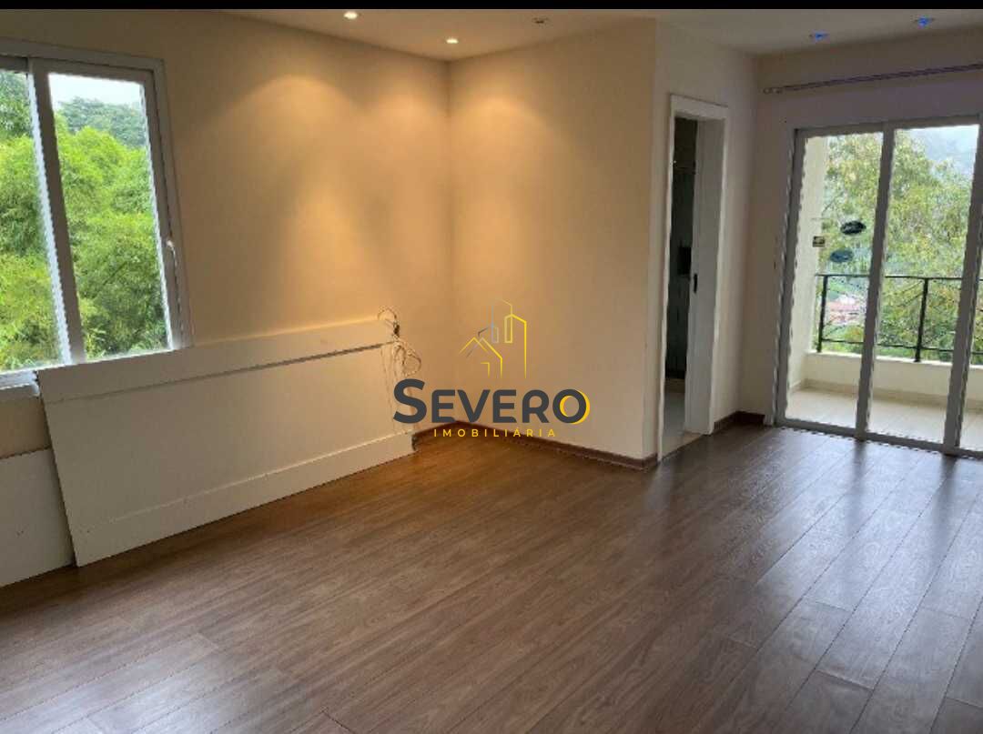Casa à venda com 4 quartos, 390m² - Foto 12