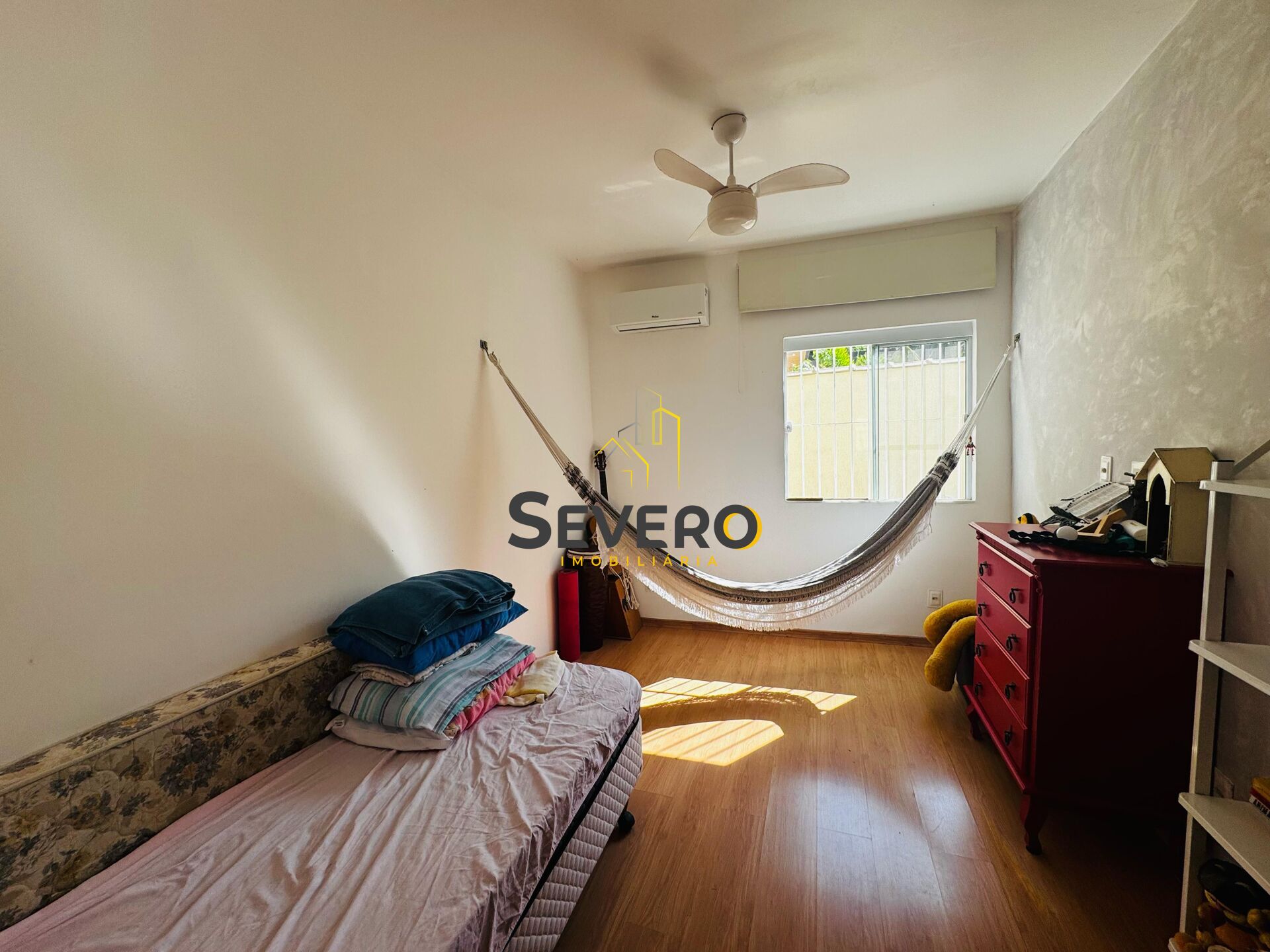Casa à venda com 4 quartos, 180m² - Foto 17