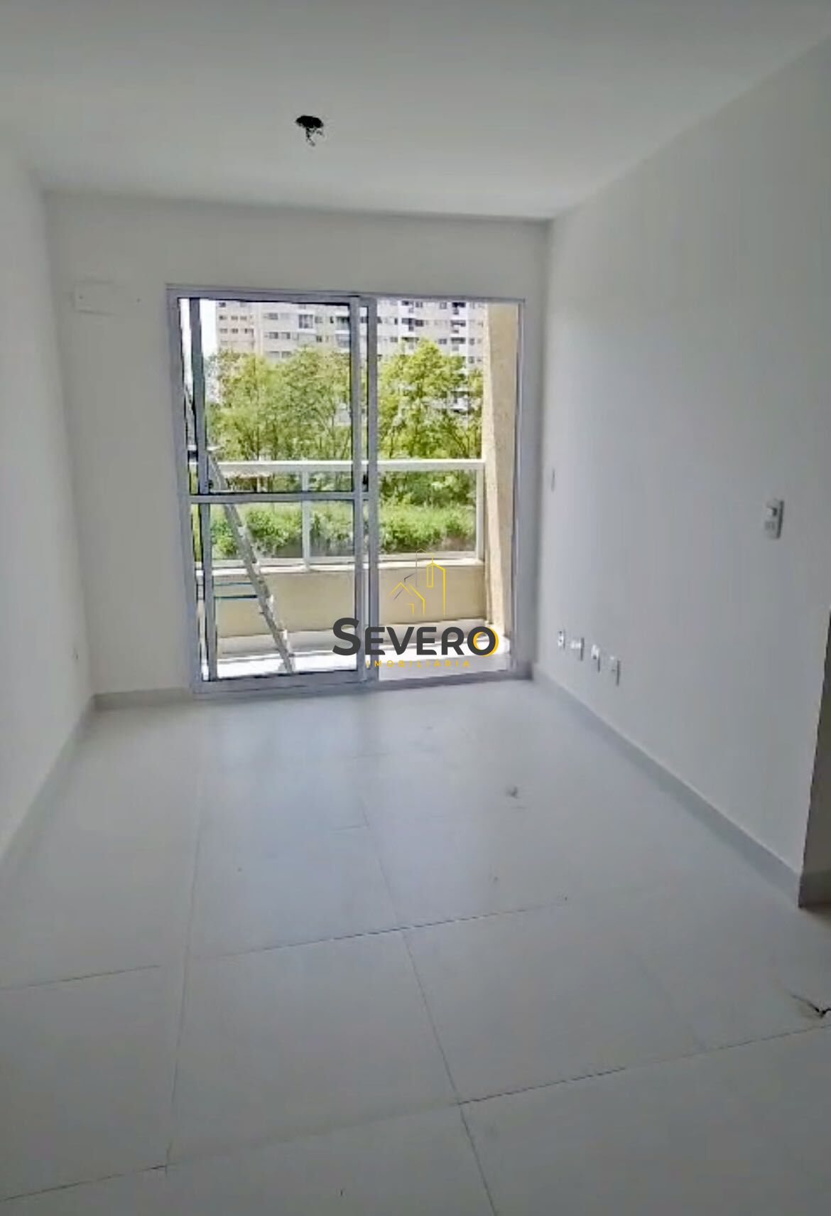 Apartamento à venda com 2 quartos, 47m² - Foto 1