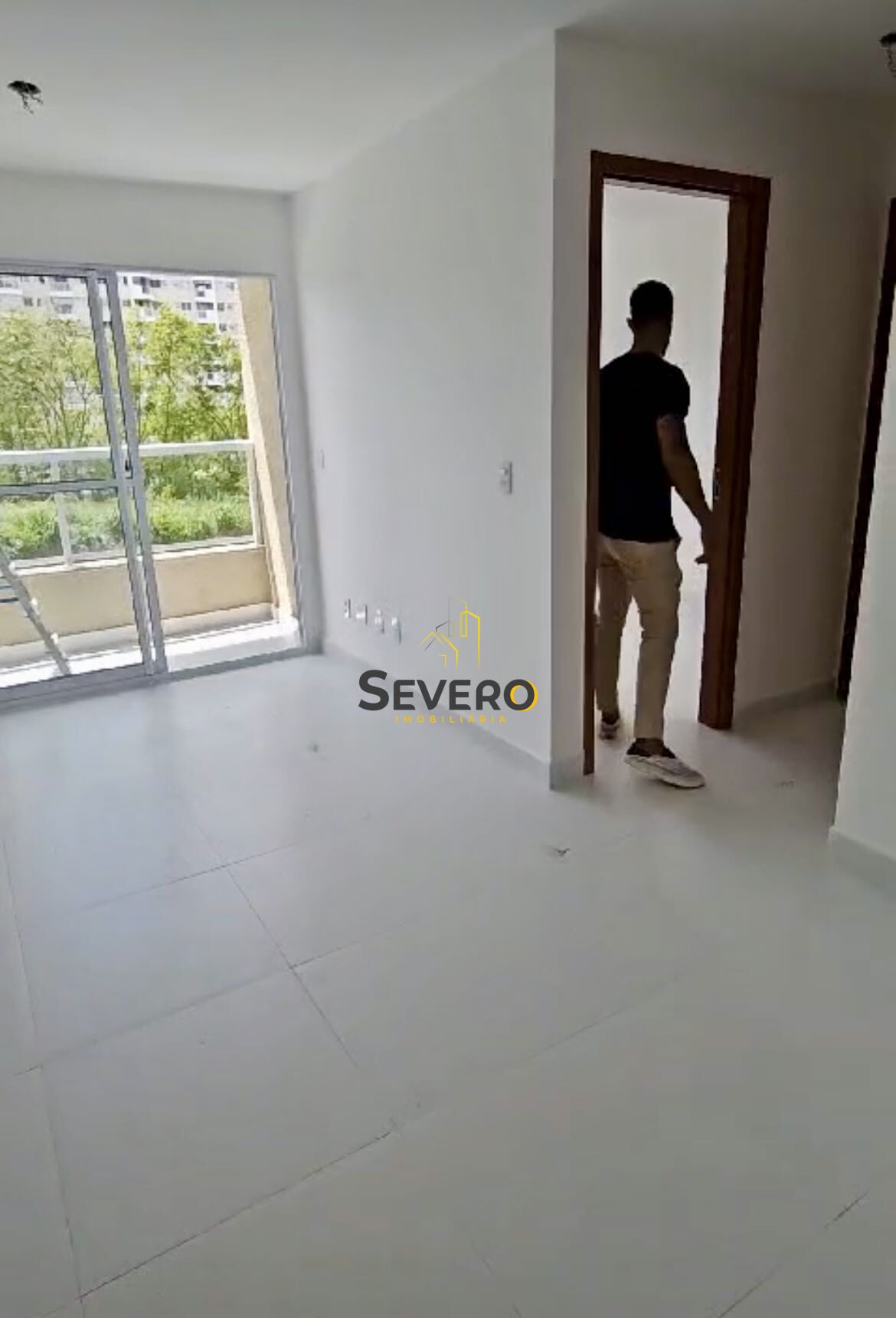 Apartamento à venda com 2 quartos, 47m² - Foto 2