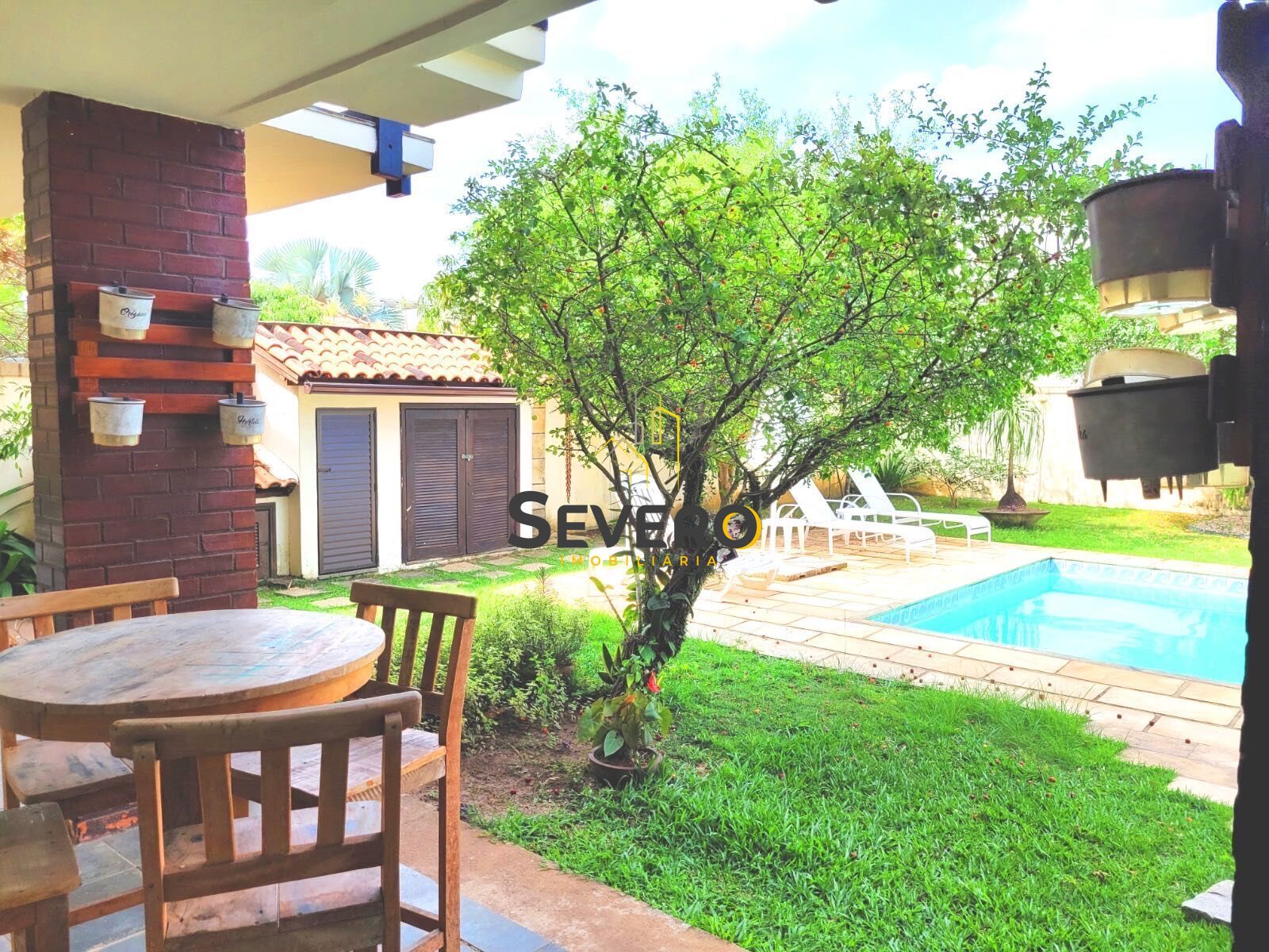 Casa à venda com 3 quartos, 300m² - Foto 11
