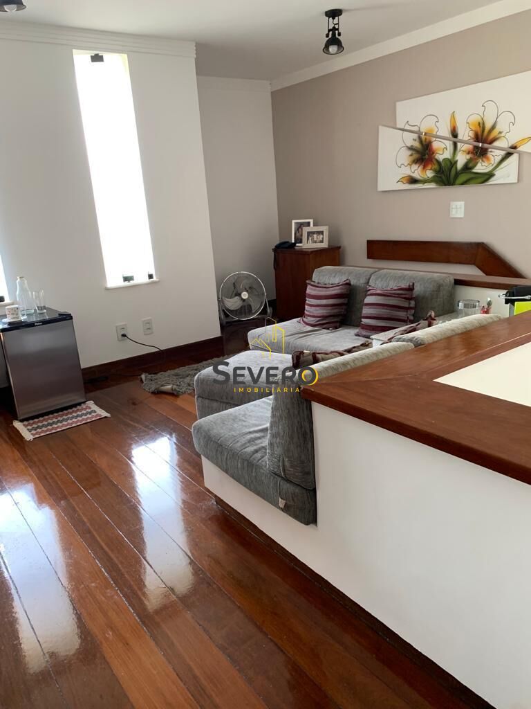 Casa à venda com 4 quartos, 500m² - Foto 18