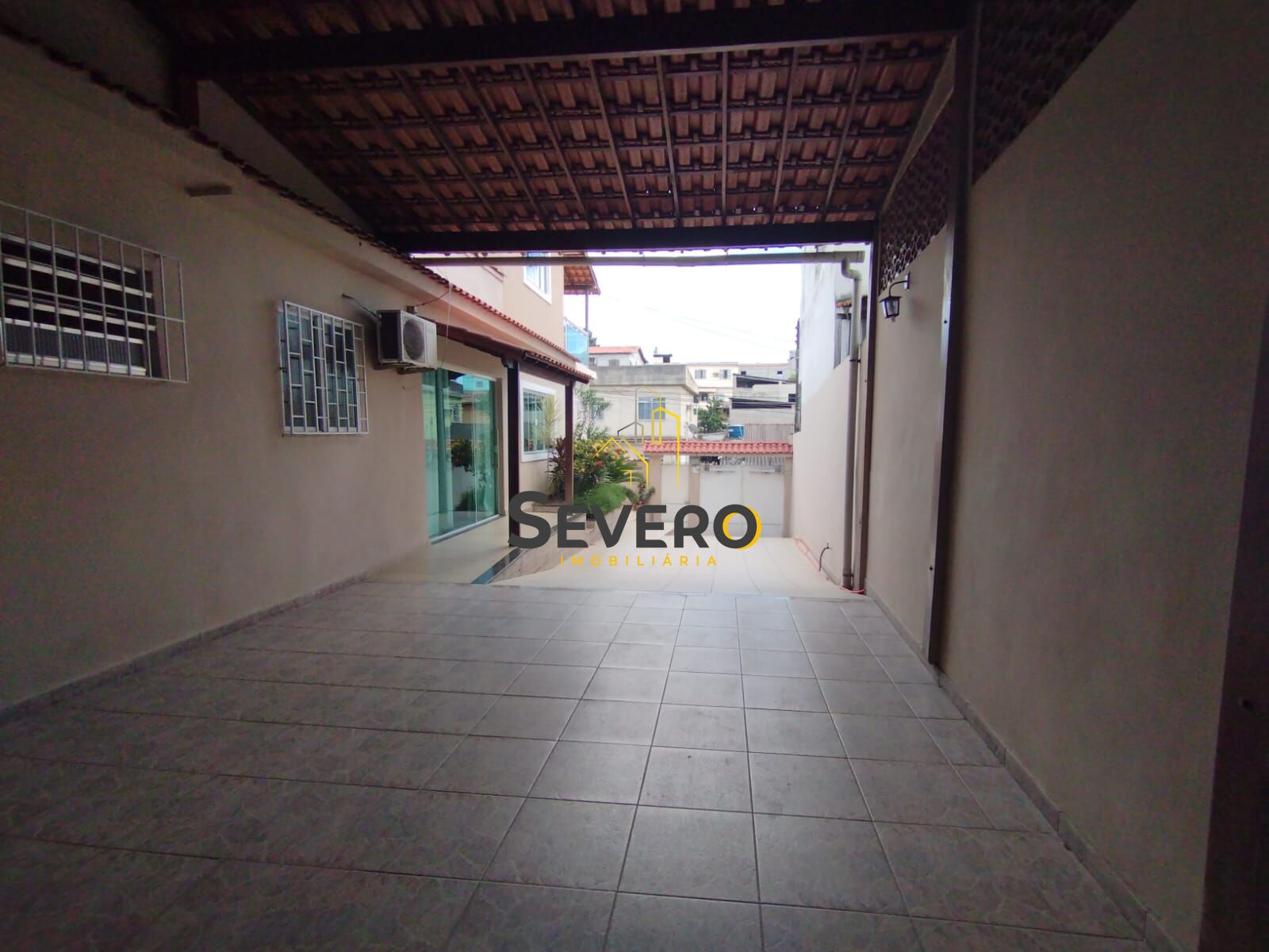 Casa à venda com 4 quartos, 360m² - Foto 6