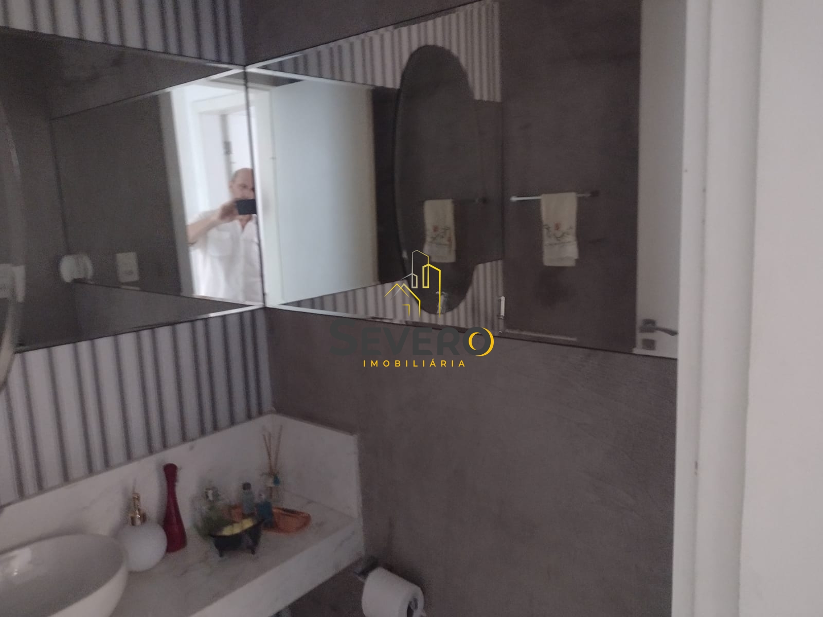 Apartamento à venda com 4 quartos, 170m² - Foto 15