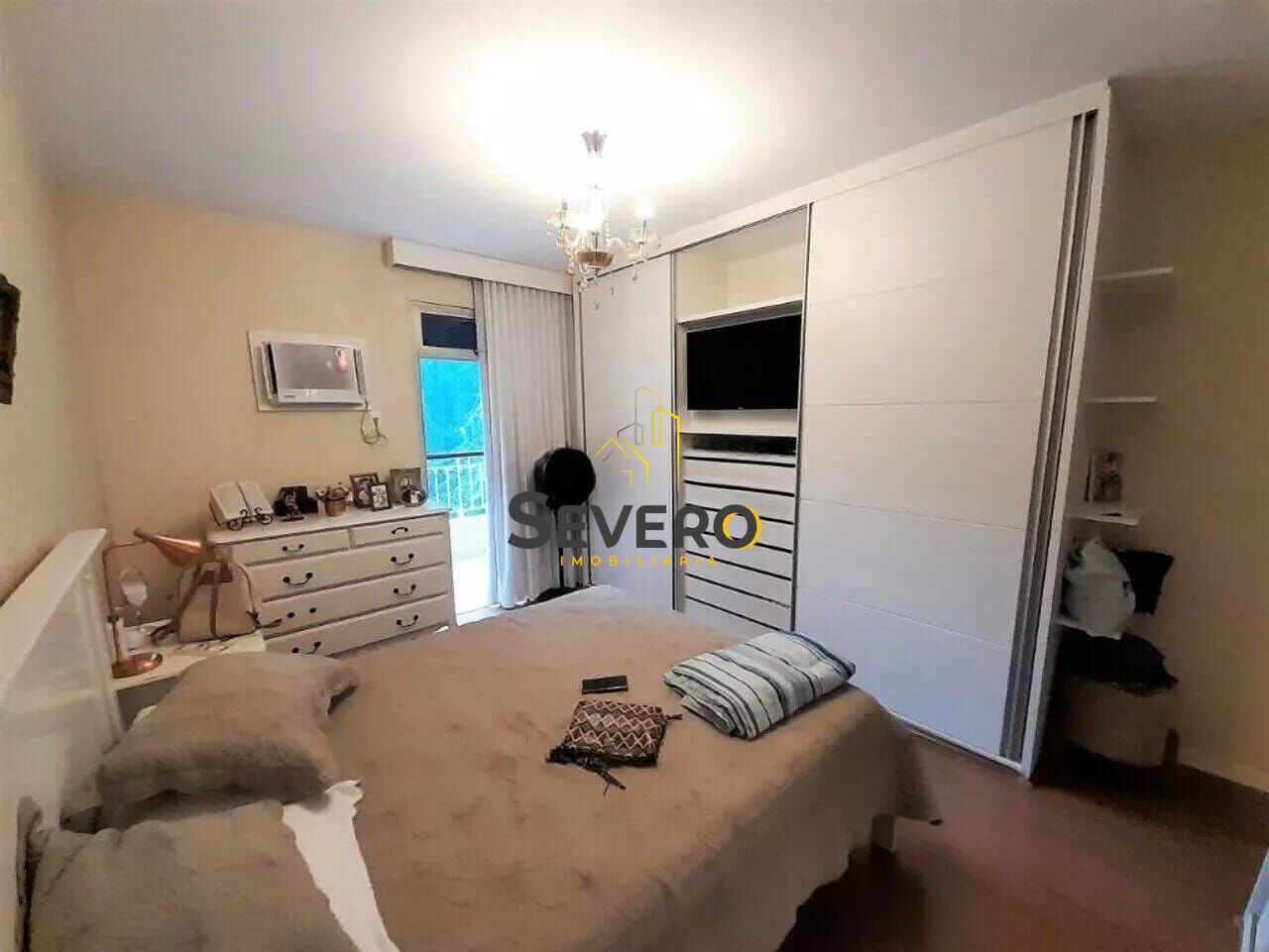 Apartamento à venda com 3 quartos, 160m² - Foto 11