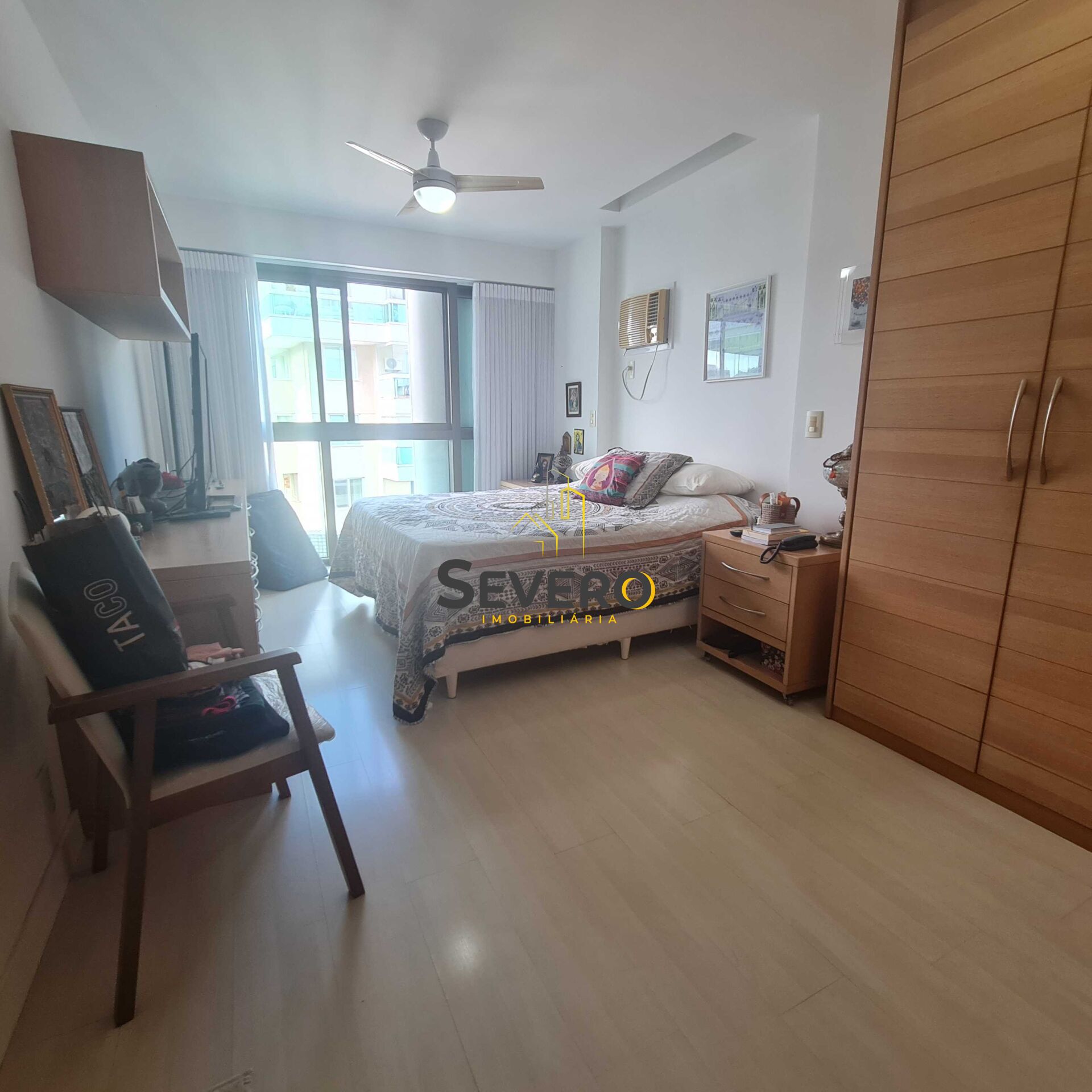 Apartamento à venda com 4 quartos, 185m² - Foto 14