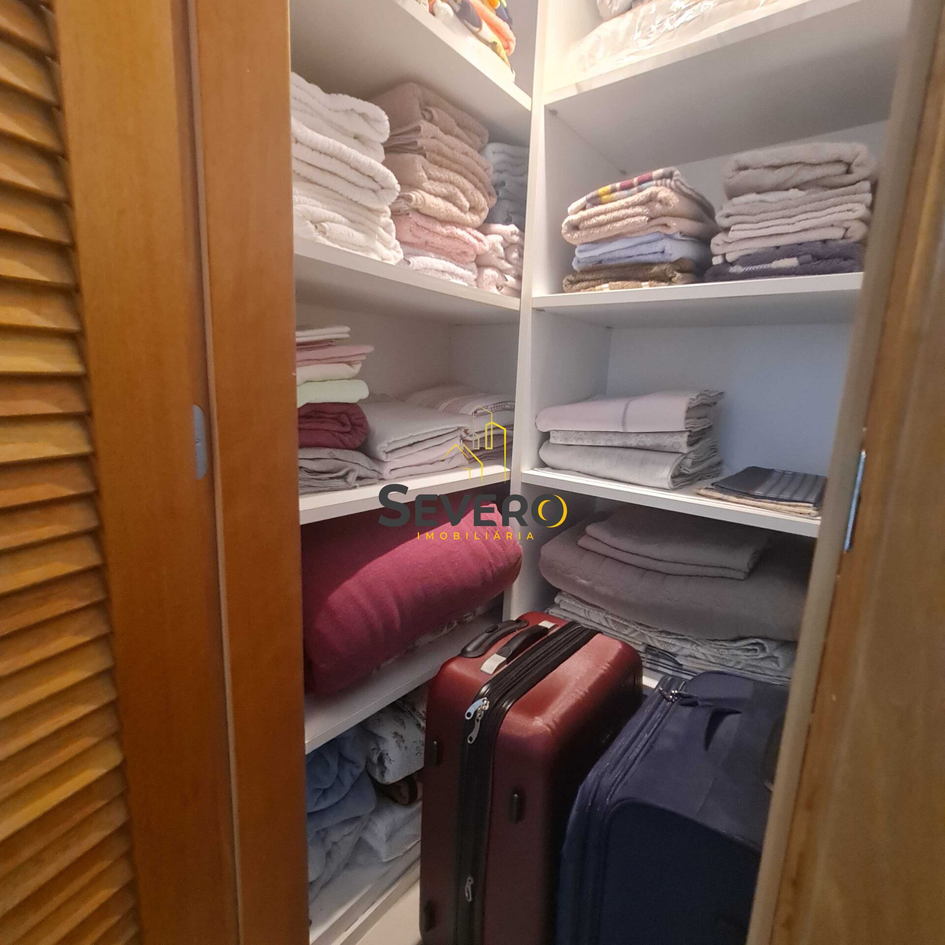 Apartamento à venda com 4 quartos, 185m² - Foto 10