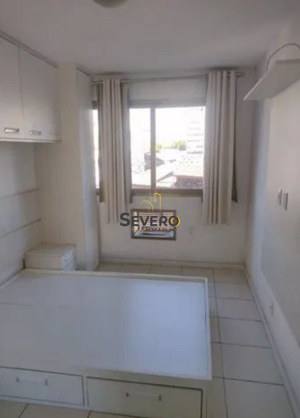 Apartamento à venda com 2 quartos, 70m² - Foto 9