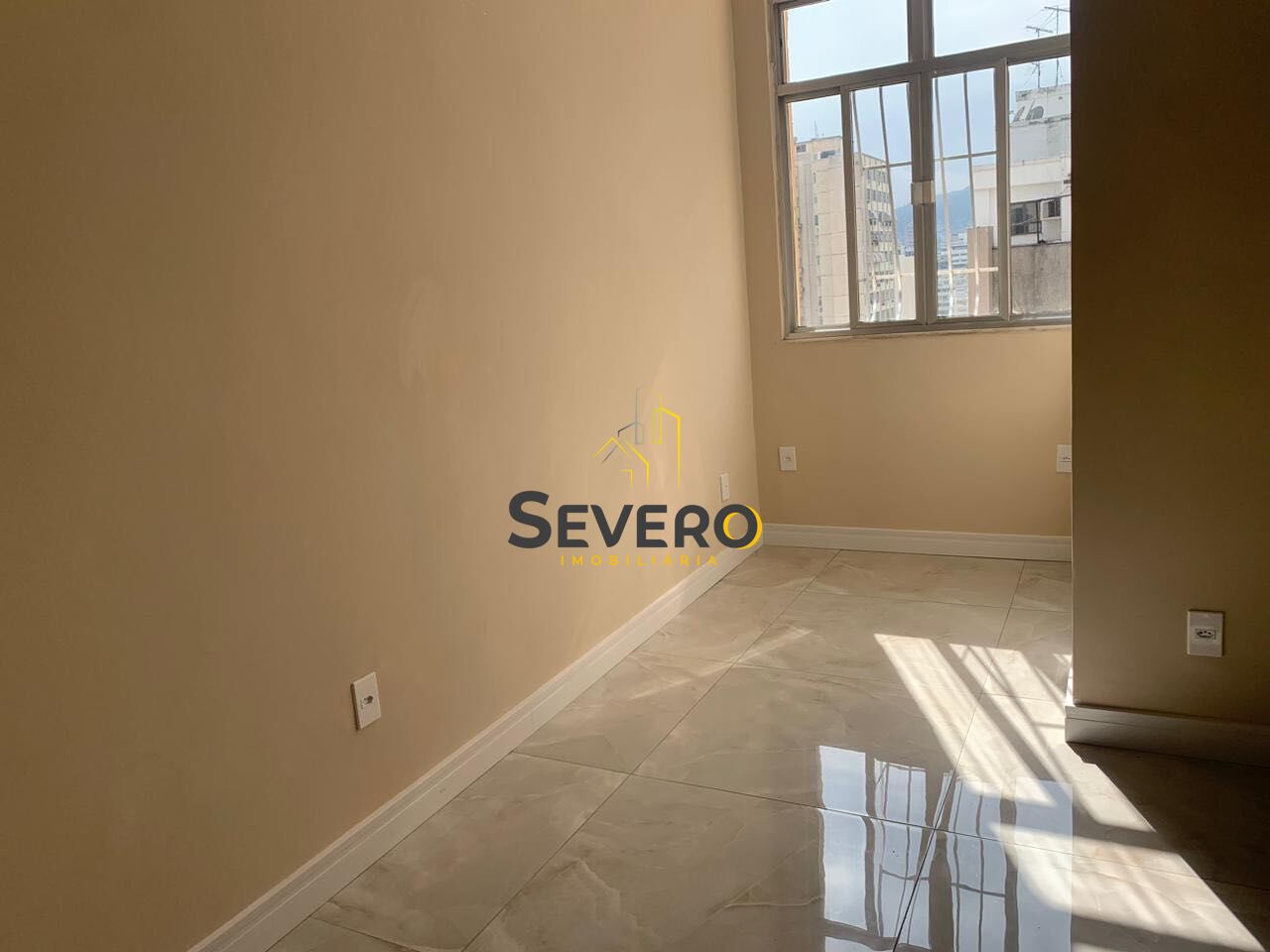 Apartamento à venda com 2 quartos, 70m² - Foto 6