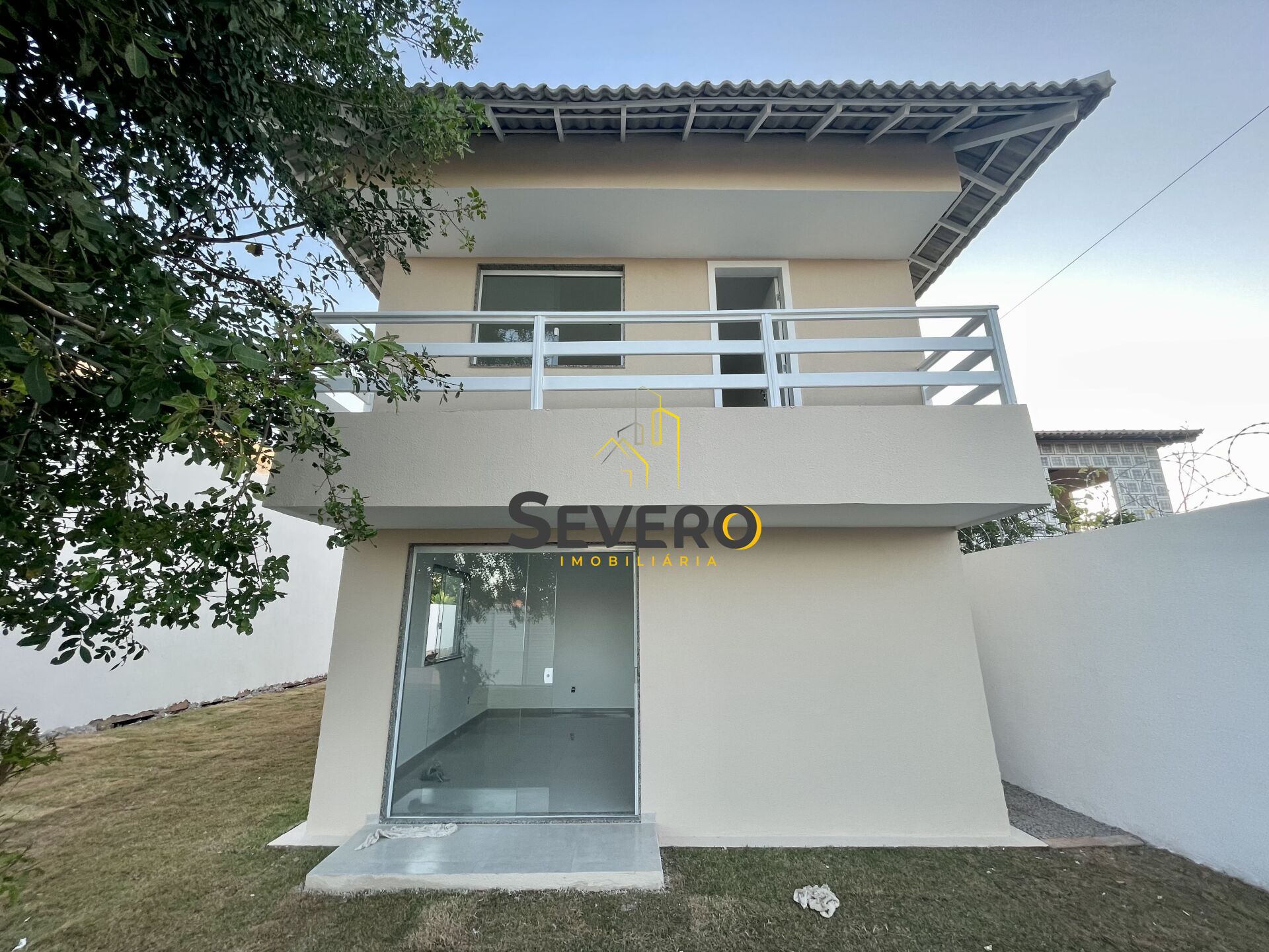 Casa à venda com 5 quartos, 186m² - Foto 2