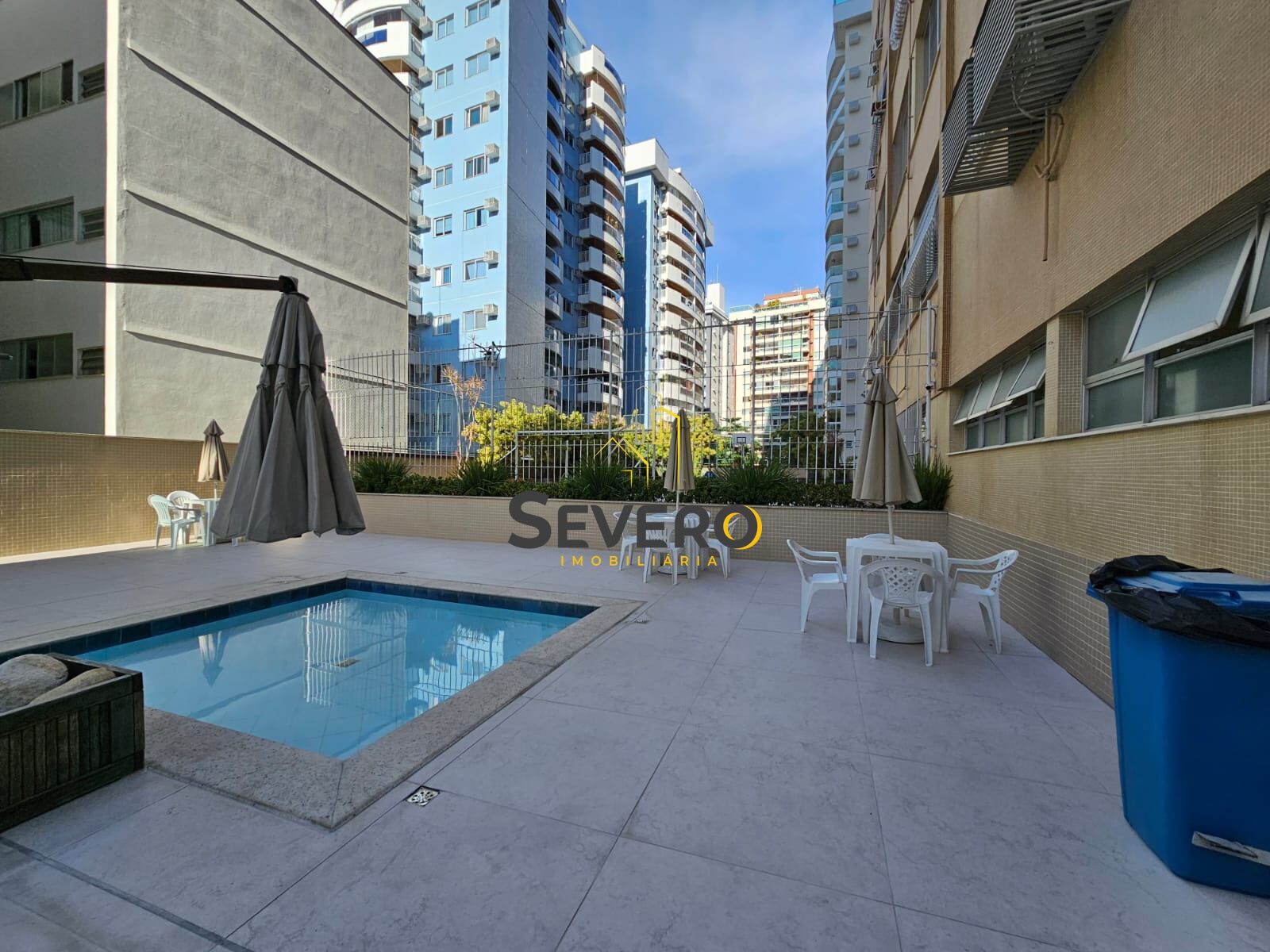 Apartamento à venda com 2 quartos, 85m² - Foto 21