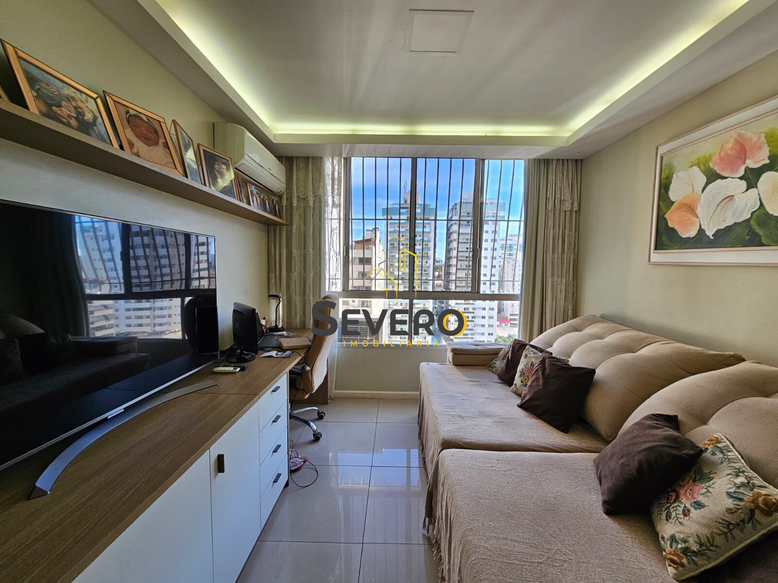 Apartamento à venda com 2 quartos, 85m² - Foto 3