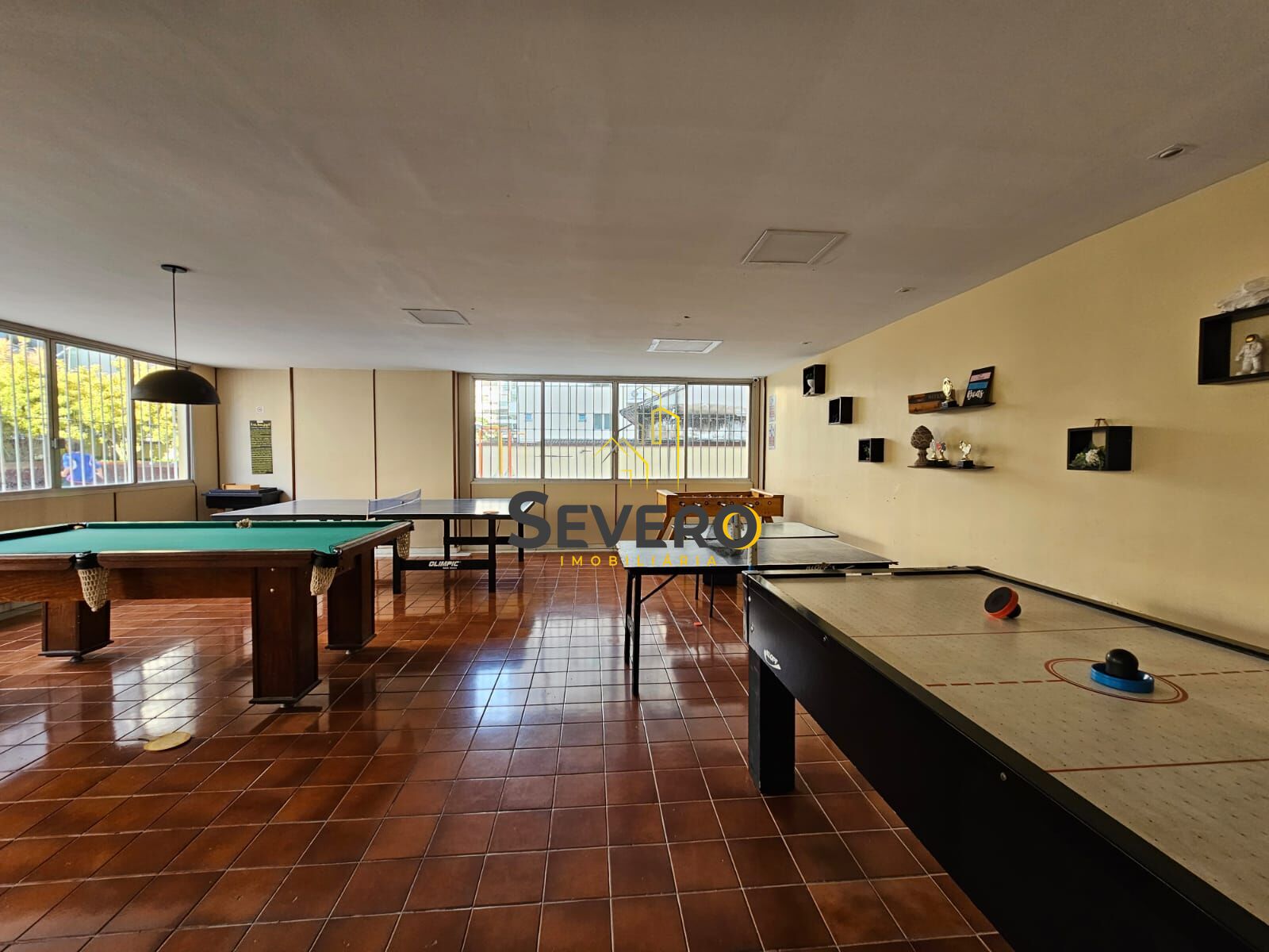 Apartamento à venda com 2 quartos, 85m² - Foto 22