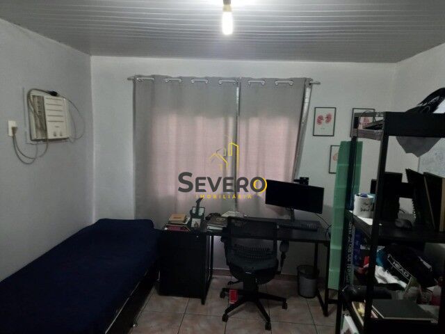 Casa à venda com 5 quartos, 120m² - Foto 11