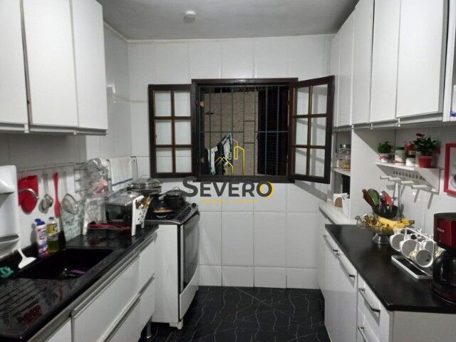 Casa à venda com 5 quartos, 120m² - Foto 14