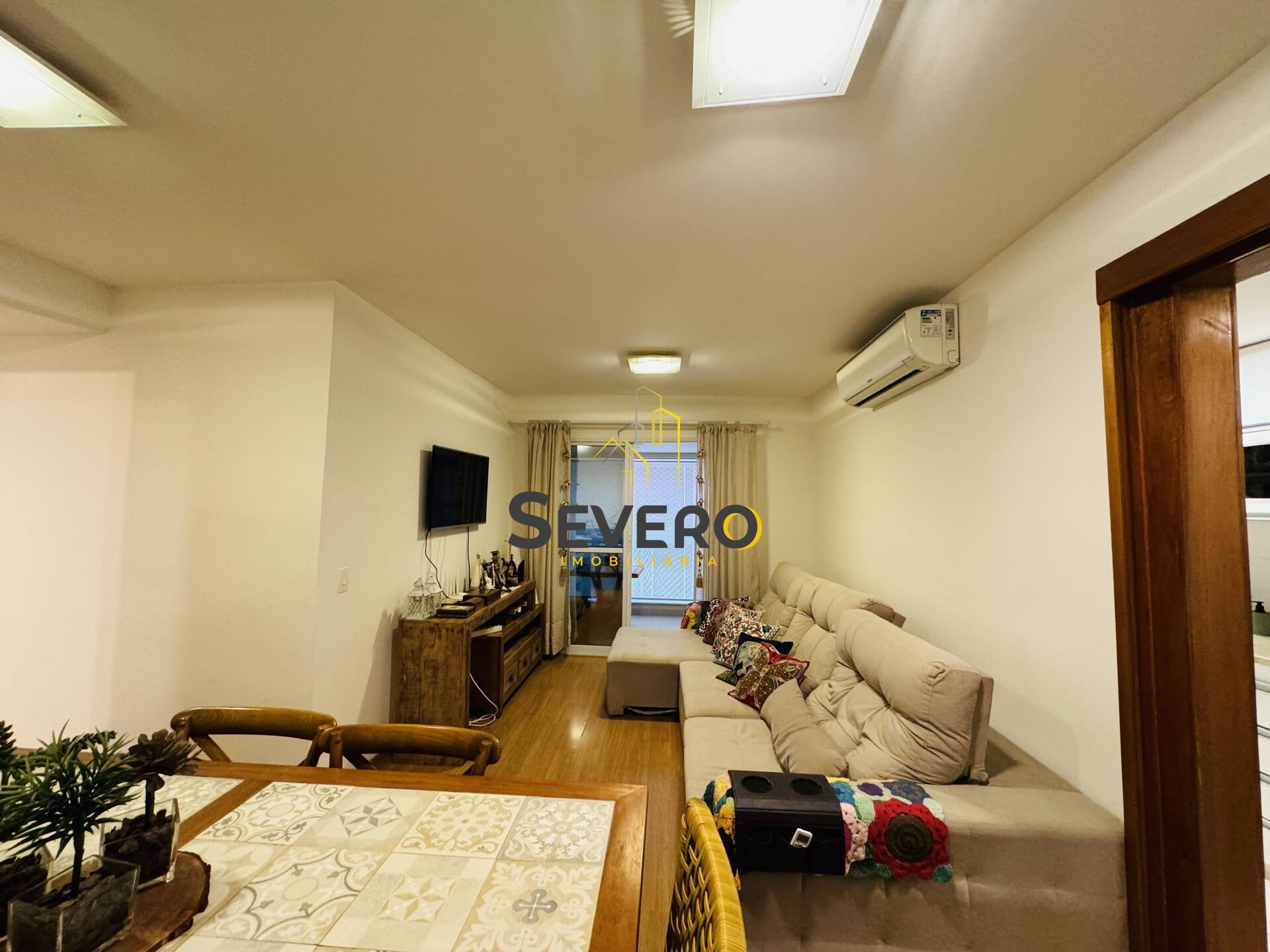 Apartamento à venda com 2 quartos, 75m² - Foto 7