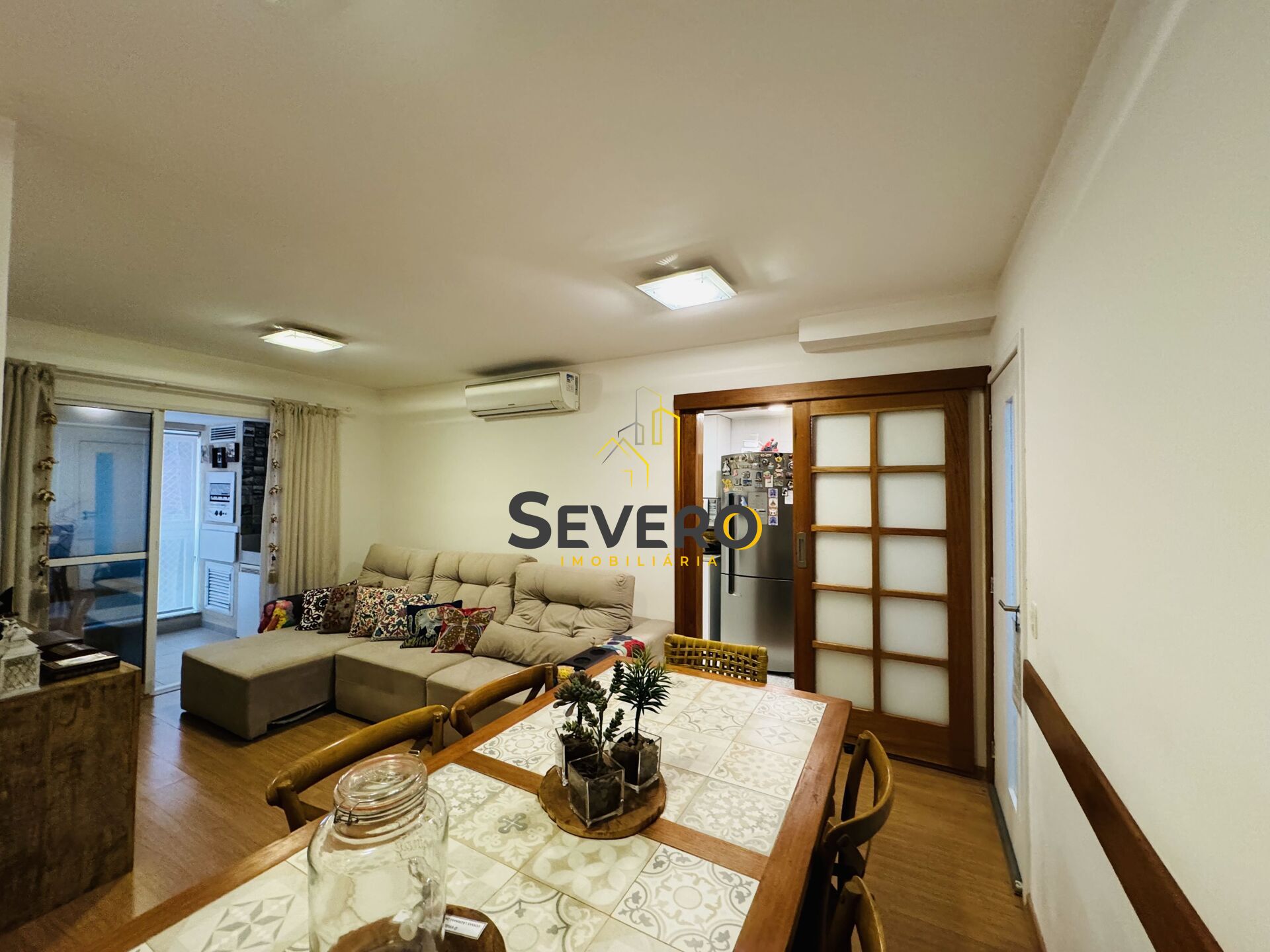 Apartamento à venda com 2 quartos, 75m² - Foto 5