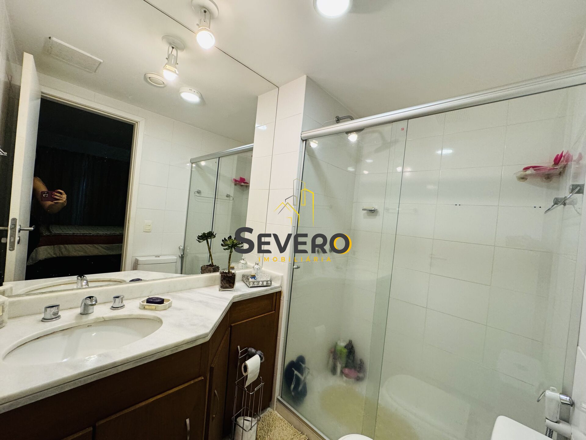 Apartamento à venda com 2 quartos, 75m² - Foto 15