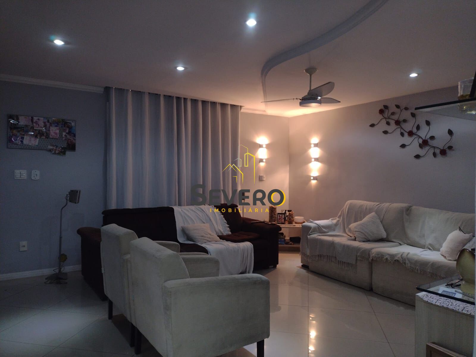 Casa à venda com 4 quartos, 240m² - Foto 9