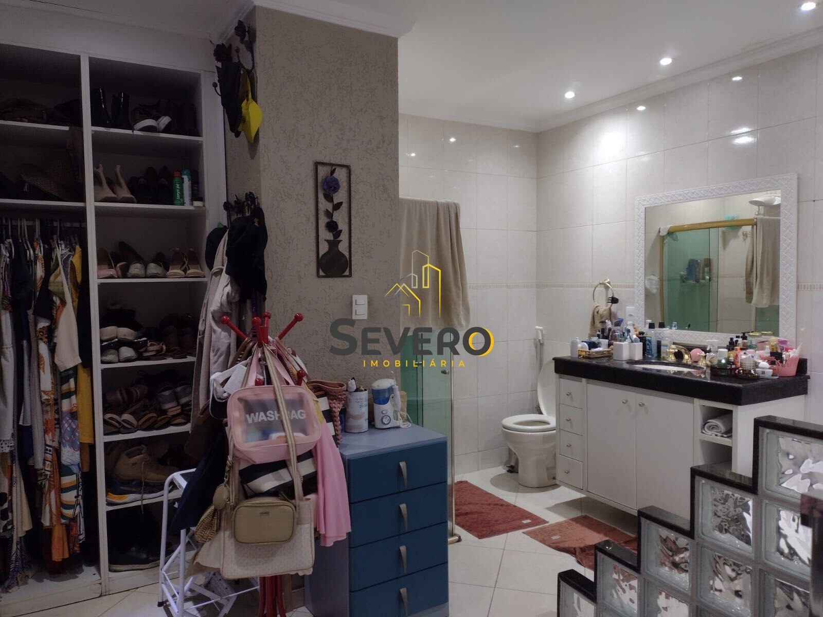 Casa à venda com 4 quartos, 240m² - Foto 25