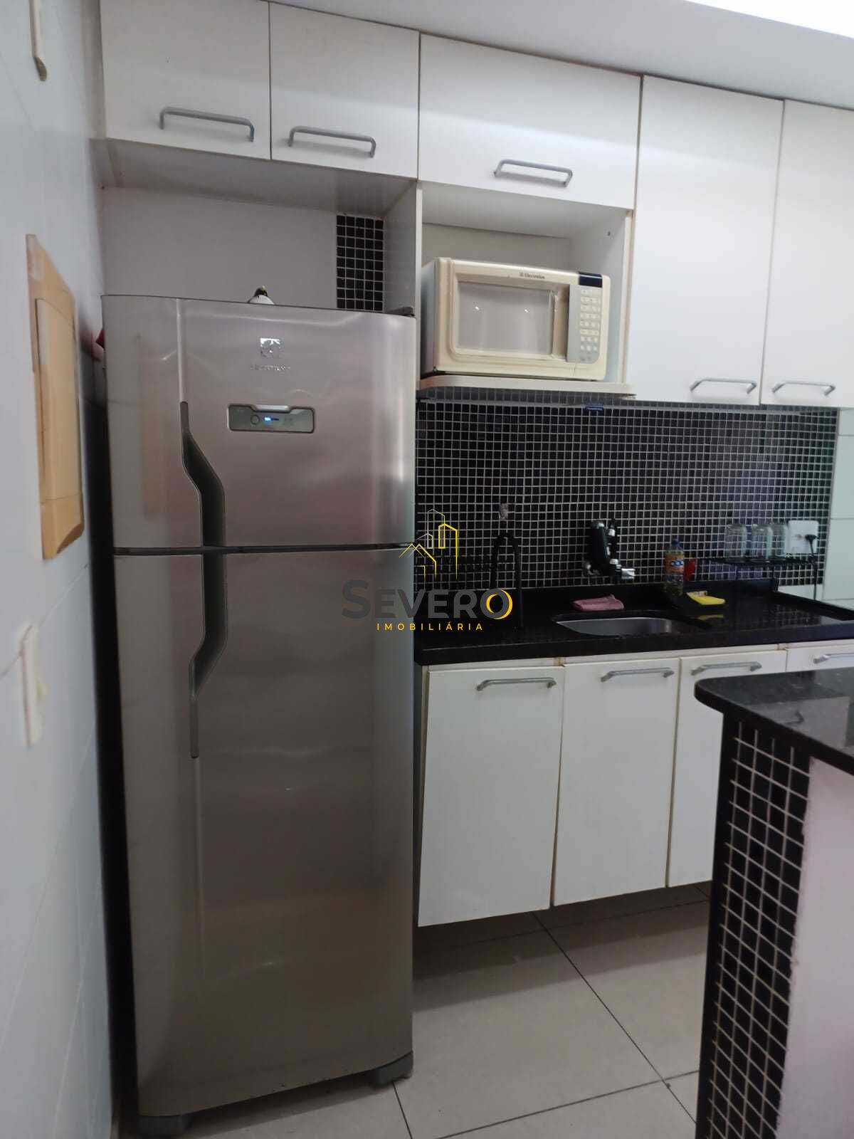 Apartamento à venda com 2 quartos, 60m² - Foto 14