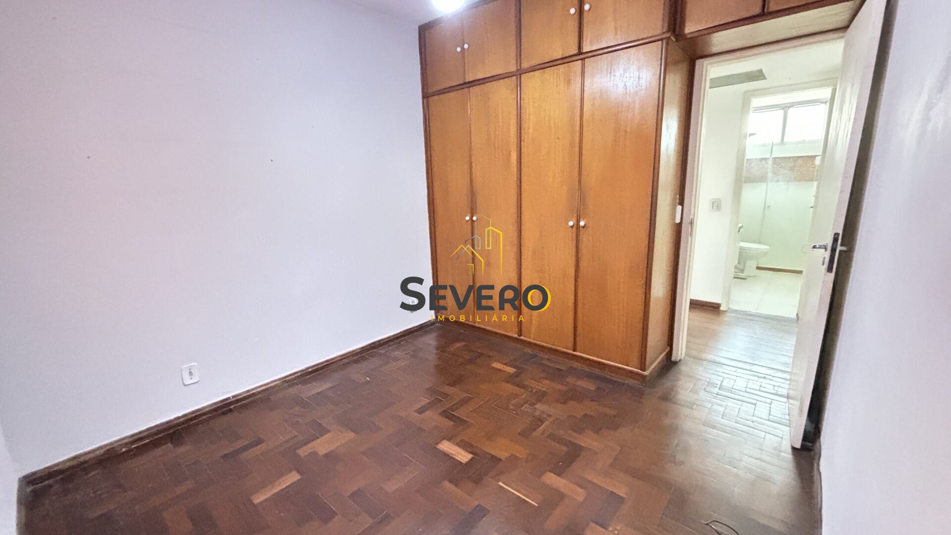 Apartamento à venda com 3 quartos, 130m² - Foto 10